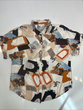 Sunburst Kiss Skater Graphic Print Button Down Shirt Size Medium